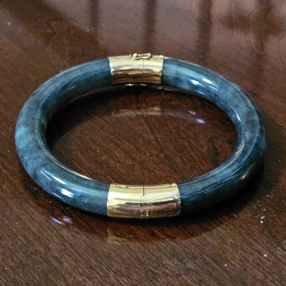 RARE VINTAGE GUMPS MOTTLED GRAY GREY JADE 14k GOLD HEAVY HINGED BRACELET BANGLE